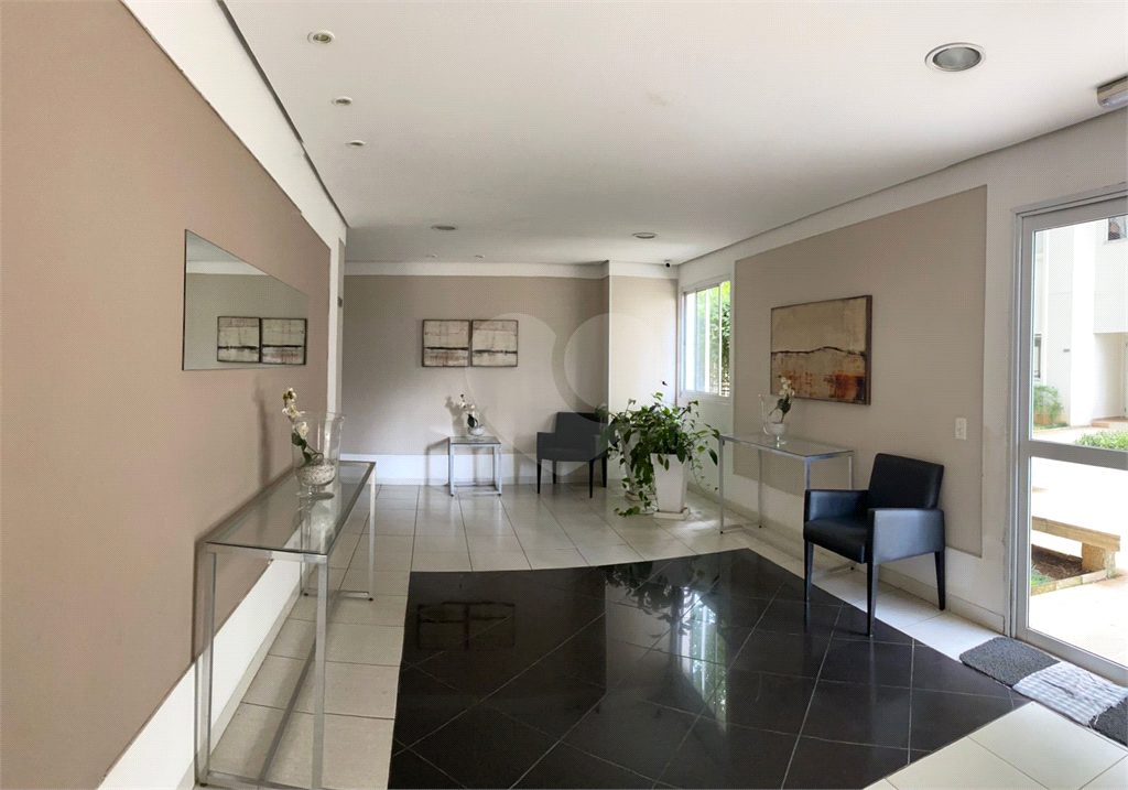 Apartamento à venda com 3 quartos, 61m² - Foto 22