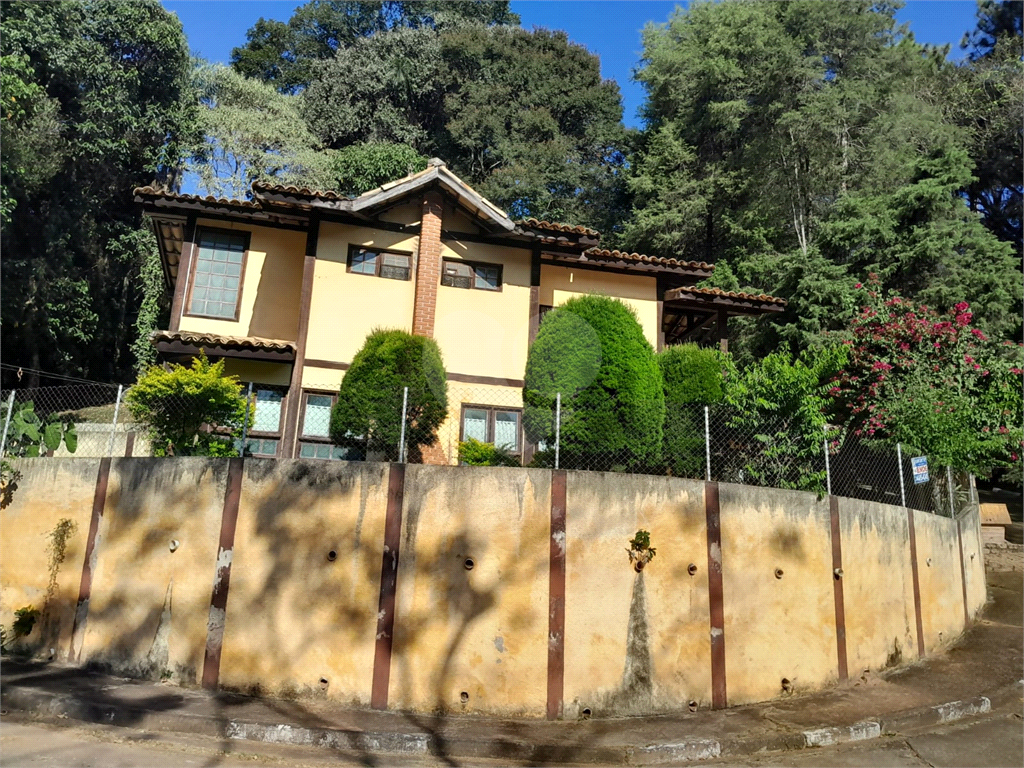 Casa de Condomínio à venda com 3 quartos, 190m² - Foto 4