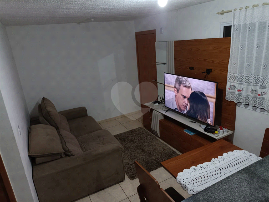 Apartamento à venda com 2 quartos, 44m² - Foto 9