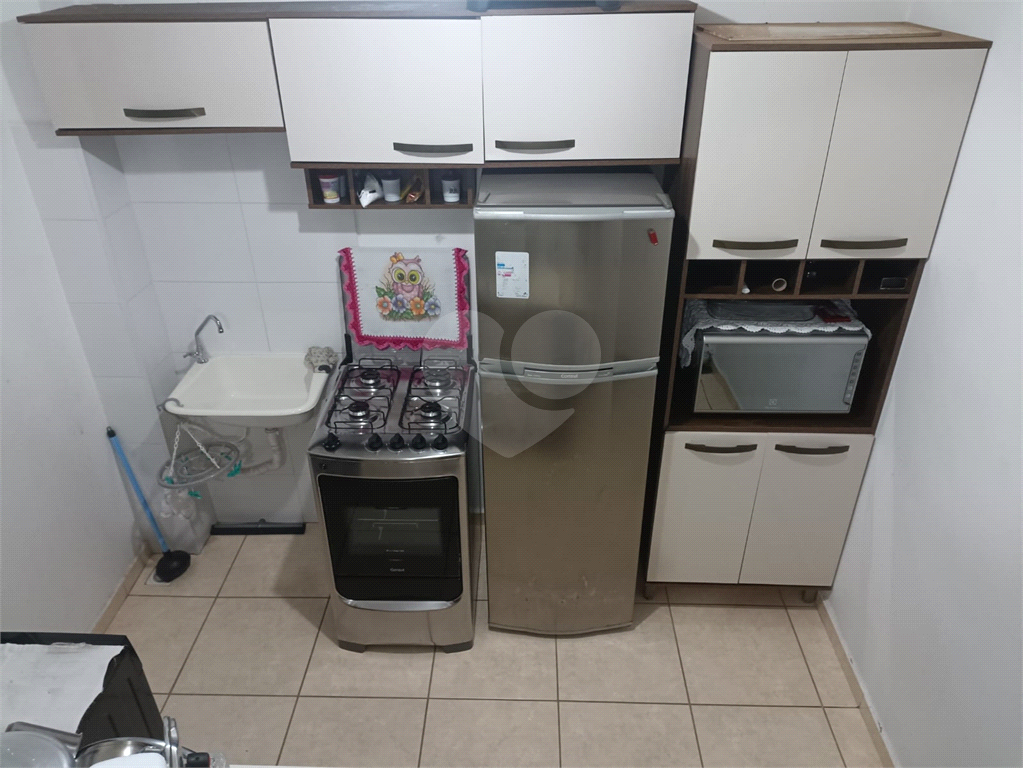 Apartamento à venda com 2 quartos, 44m² - Foto 6