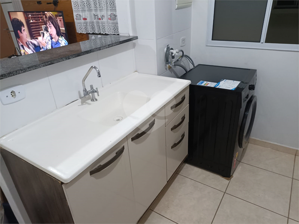 Apartamento à venda com 2 quartos, 44m² - Foto 3