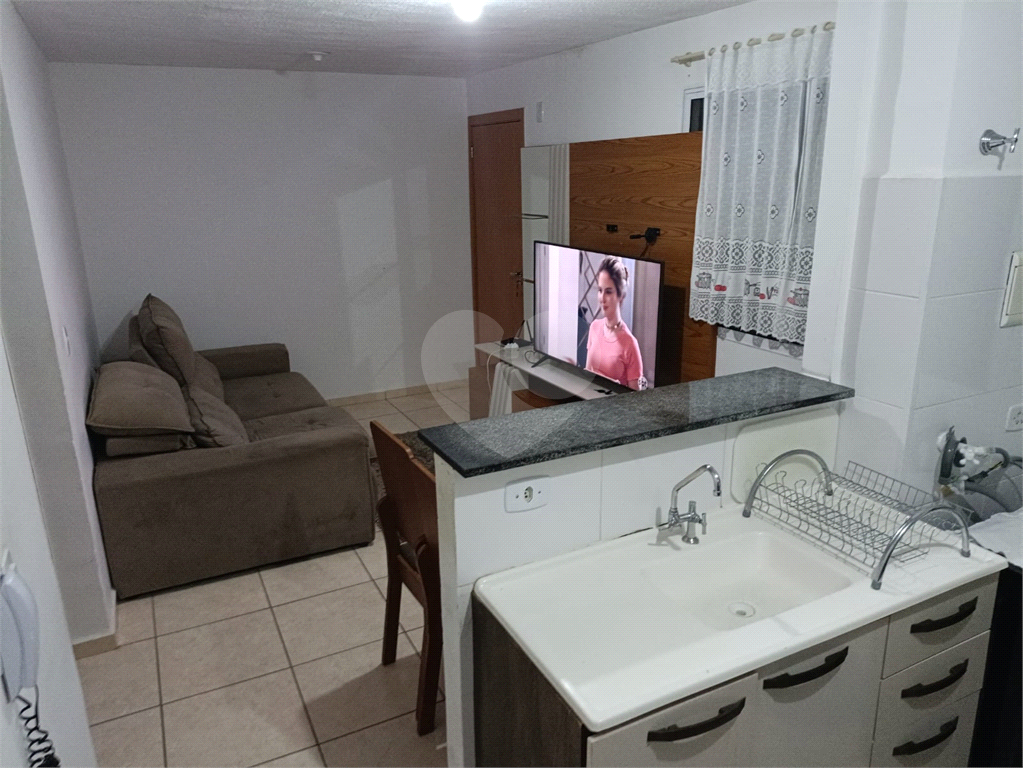 Apartamento à venda com 2 quartos, 44m² - Foto 1