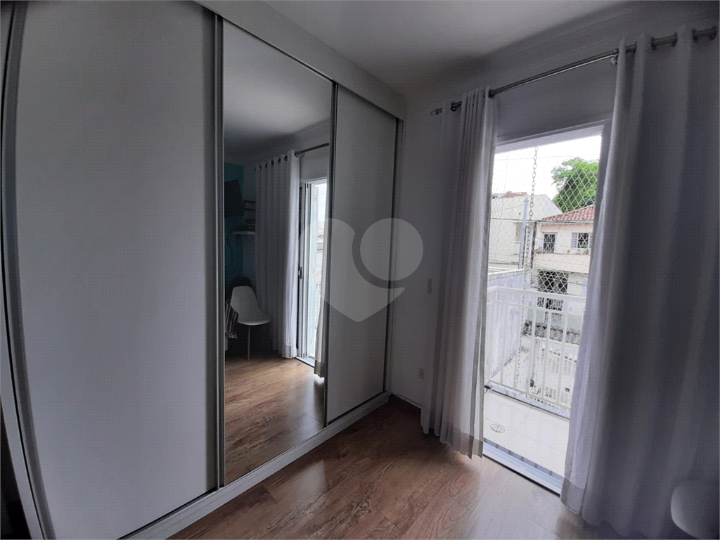 Sobrado na Vila Aurora com 112m2, 3 quartos, sendo 2 suítes, sala, cozinha, 3 banheiros e 2 vagas