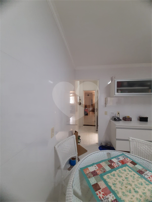 Sobrado na Vila Aurora com 112m2, 3 quartos, sendo 2 suítes, sala, cozinha, 3 banheiros e 2 vagas