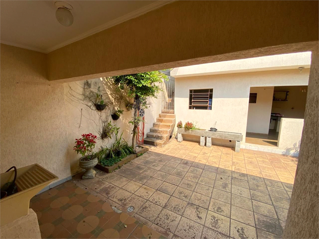 CASA em VILA BARROS