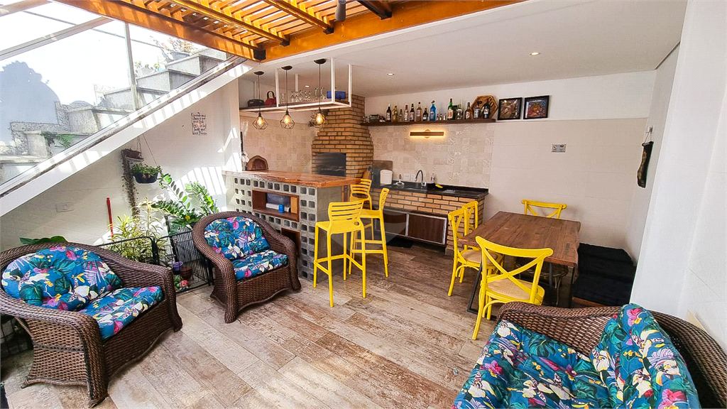 Sobrado 3 suites - 4 vagas e area gourmet - 9 minutinhos do metro tucuruvi. 