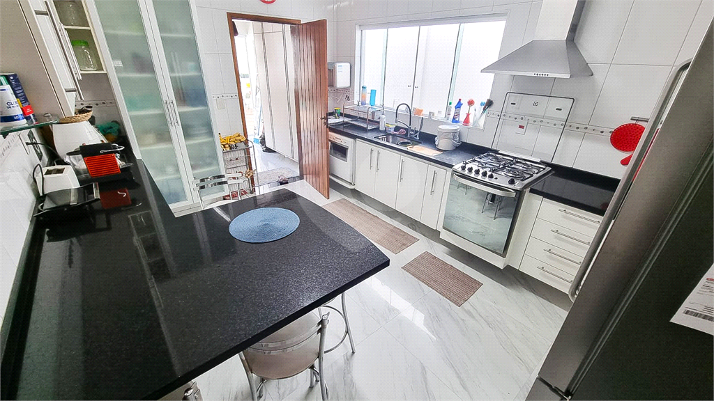 Sobrado 3 suites - 4 vagas e area gourmet - 9 minutinhos do metro tucuruvi. 