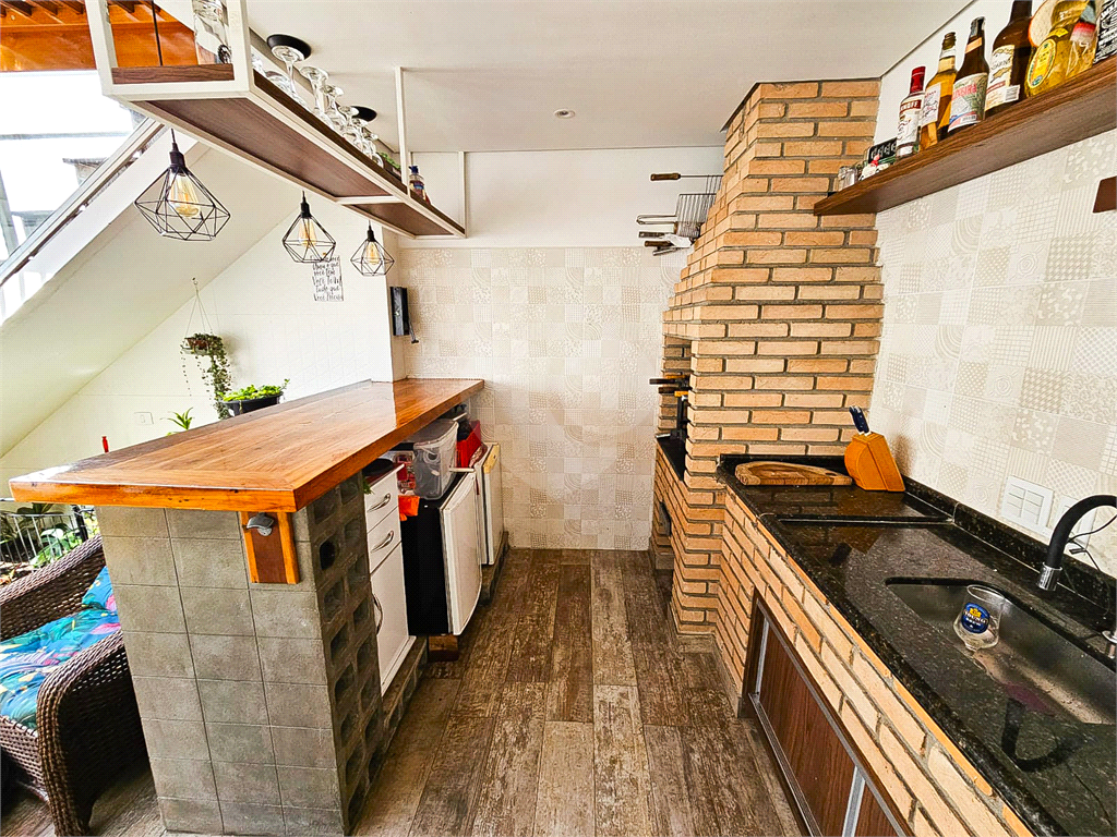 Sobrado 3 suites - 4 vagas e area gourmet - 9 minutinhos do metro tucuruvi. 