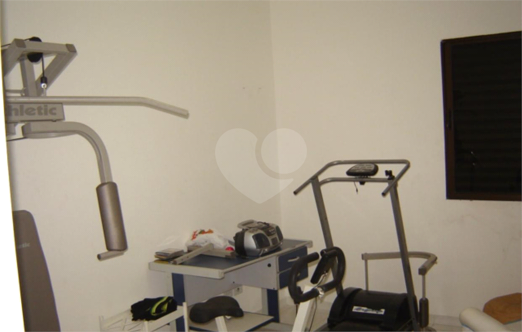 Vende Predio Comercial na Vila Prudente.