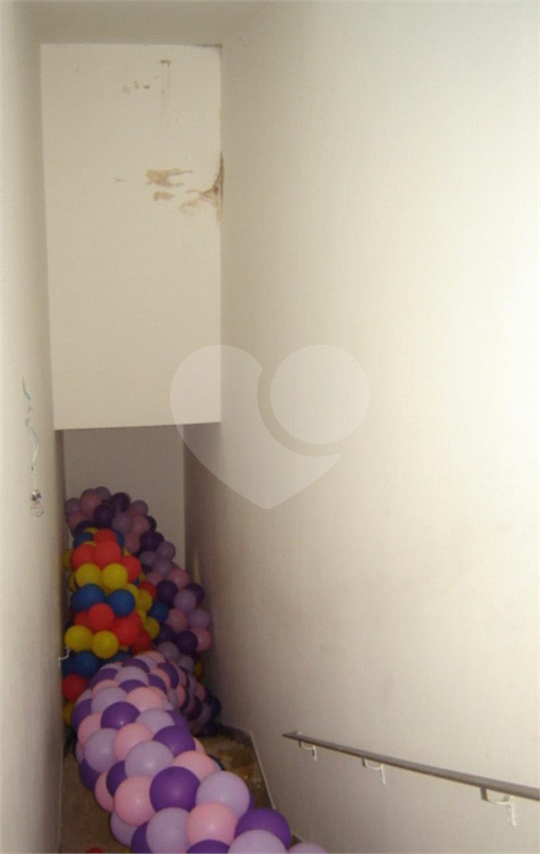 Vende Predio Comercial na Vila Prudente.