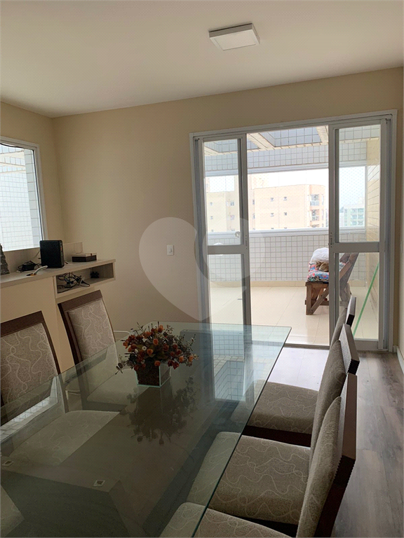 Cobertura Duplex com 126m 2 dorm 2 banheiros varanda 2 salas e 2 vagas de garagem