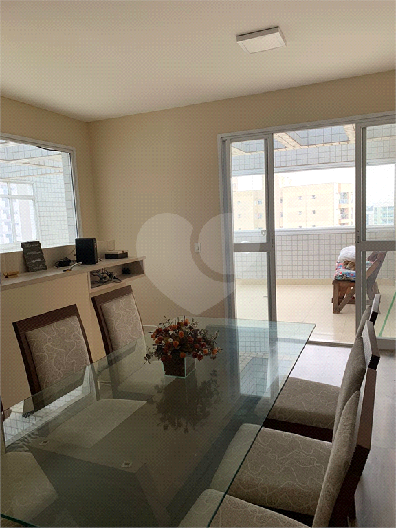 Cobertura Duplex com 126m 2 dorm 2 banheiros varanda 2 salas e 2 vagas de garagem