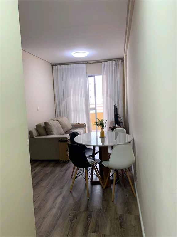 Cobertura Duplex com 126m 2 dorm 2 banheiros varanda 2 salas e 2 vagas de garagem
