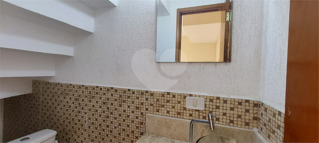 CONDOMÍNIO em CONDOMÍNIO GRANJA VIANA II