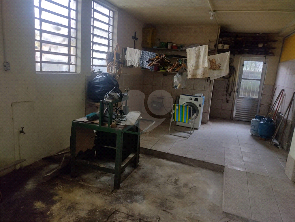 Casa e ou terreno bairro do  Tremembé