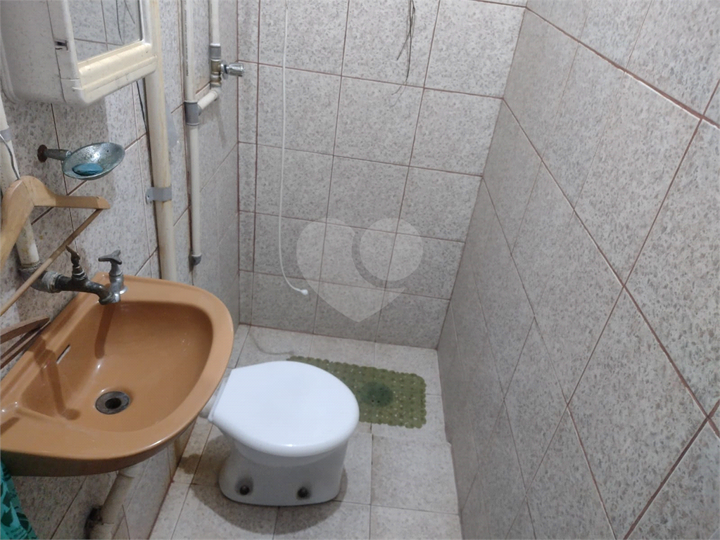 Casa e ou terreno bairro do  Tremembé