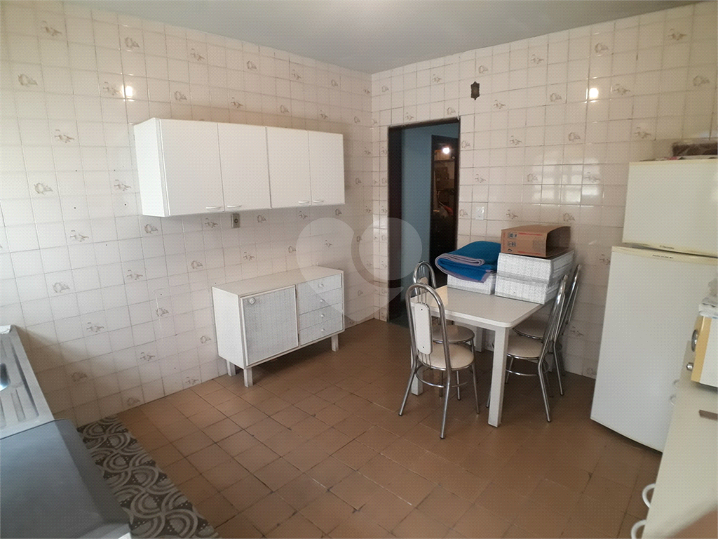 Casa à venda com 6 quartos, 294m² - Foto 14