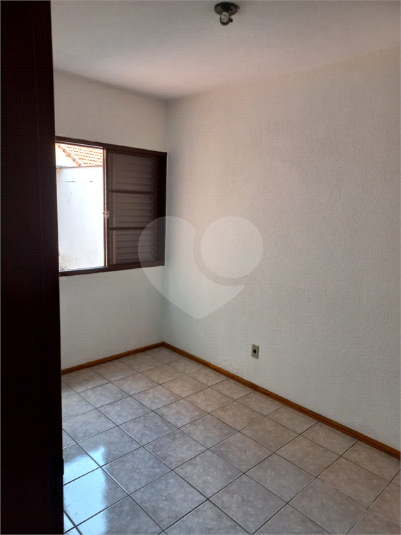 Casa à venda com 3 quartos, 108m² - Foto 17