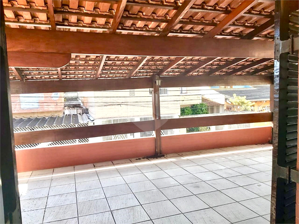 SOBRADO em VILA GALVÃO