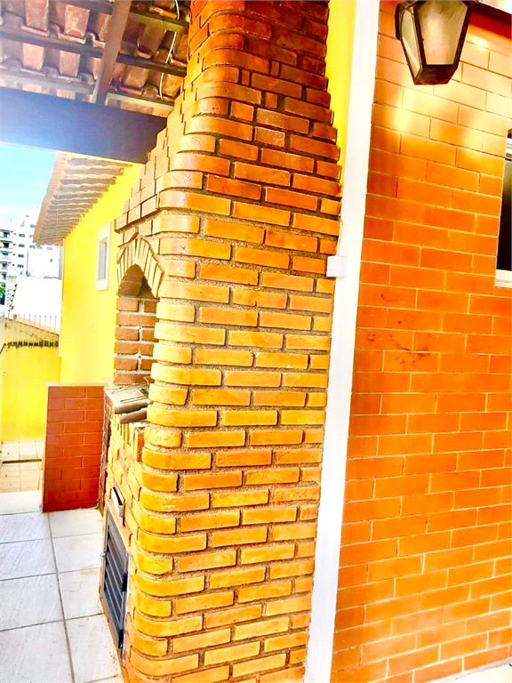 SOBRADO em VILA GALVÃO