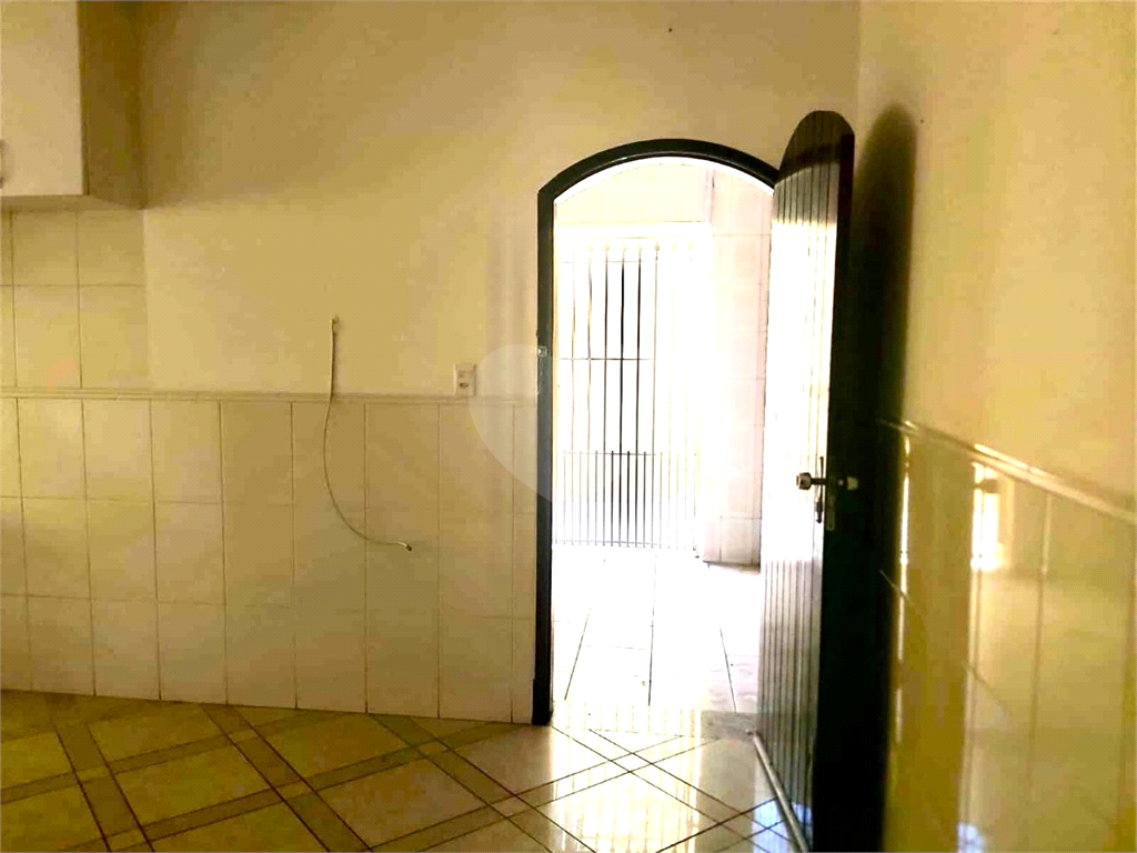 SOBRADO em VILA GALVÃO