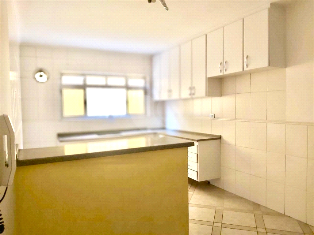 SOBRADO em VILA GALVÃO