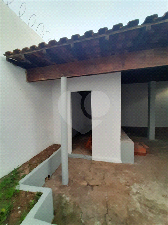 Casa à venda com 2 quartos, 183m² - Foto 2