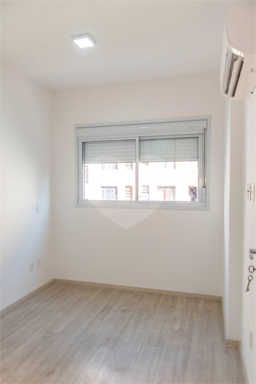 APARTAMENTO em LIBERDADE