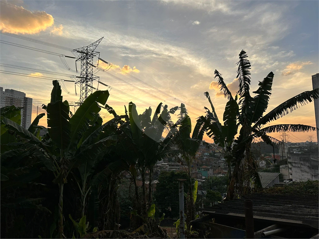 TERRENO em CAMPO LIMPO