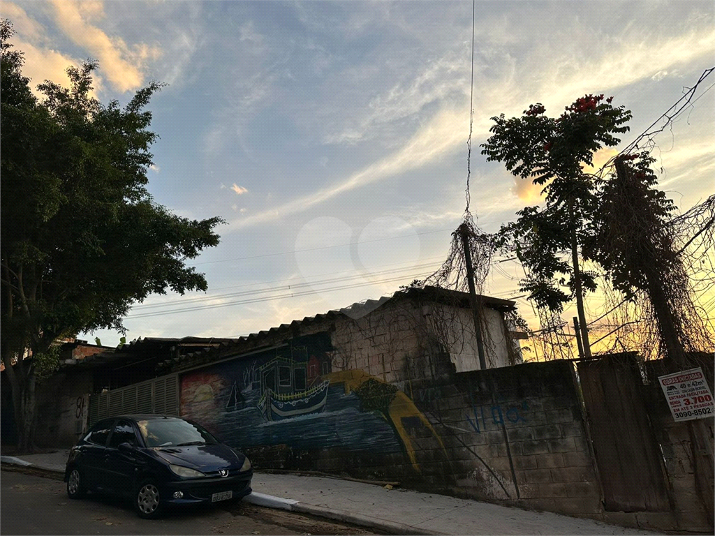 TERRENO em CAMPO LIMPO