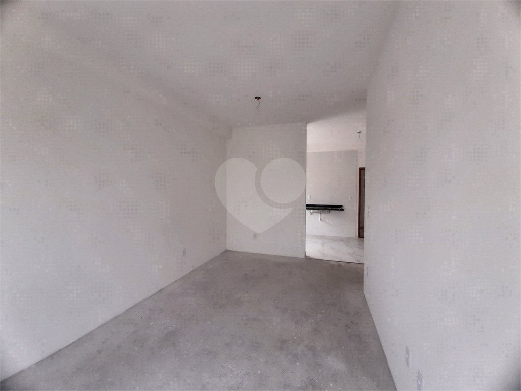 Apartamento com 46,10m2, 2 quartos, sala, cozinha, banheiro, área de serviço com quintal e 1 vaga