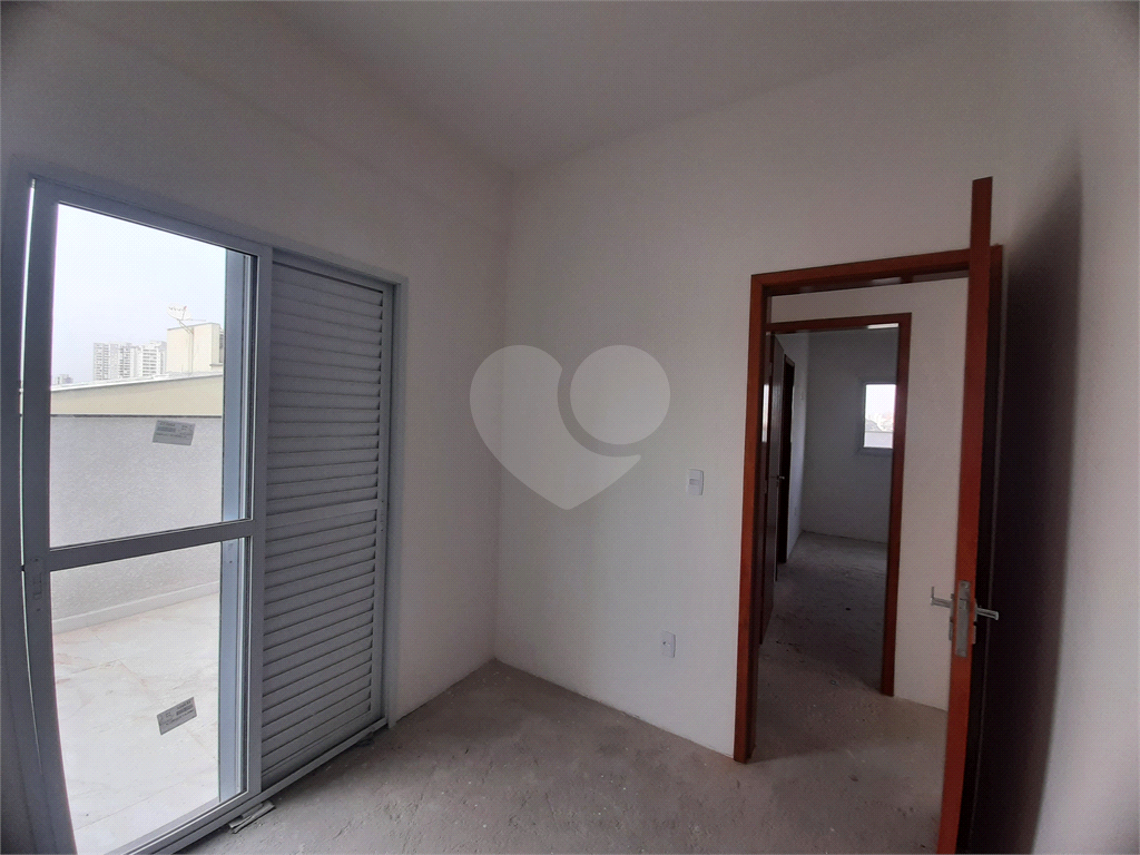 Apartamento com 46,10m2, 2 quartos, sala, cozinha, banheiro, área de serviço com quintal e 1 vaga