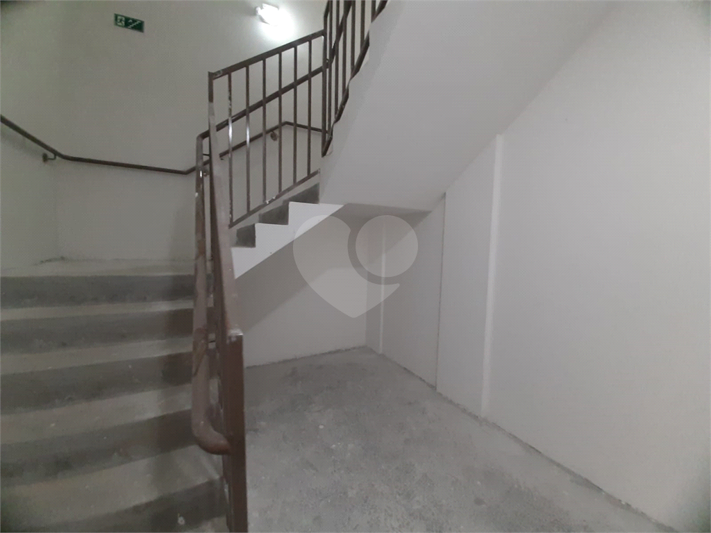 Apartamento com 46,10m2, 2 quartos, sala, cozinha, banheiro, área de serviço com quintal e 1 vaga