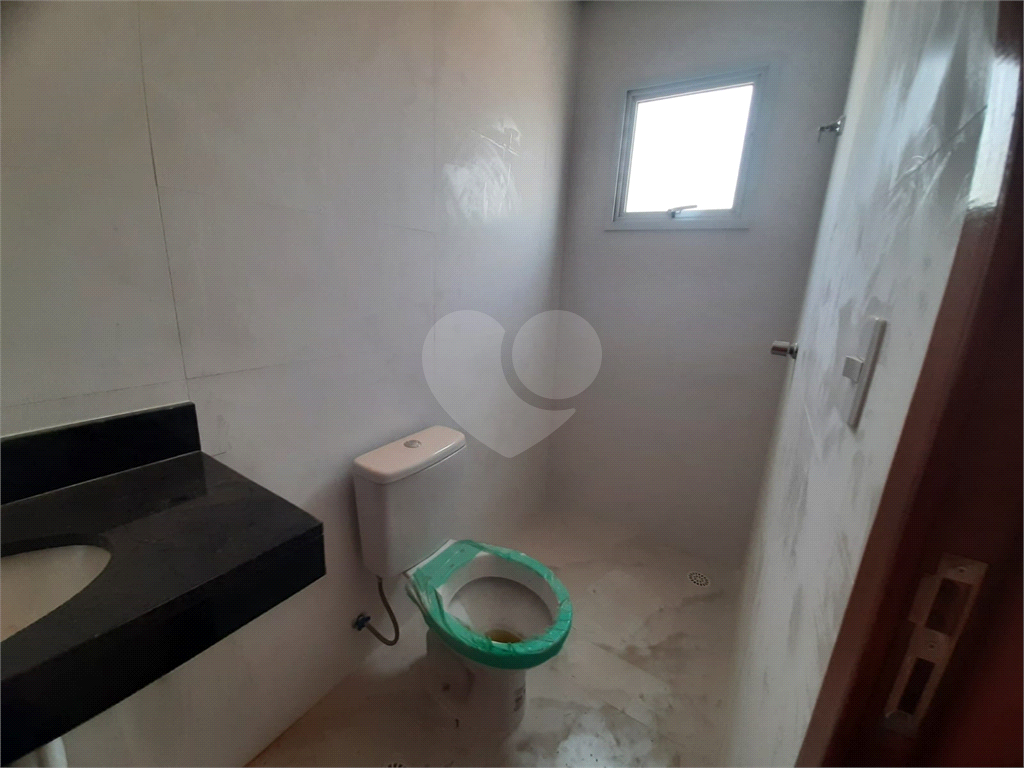Apartamento Tucuruvi 54,25m2, 2 quartos, sala, varanda, cozinha, banheiro, área de serviço e 1 vaga