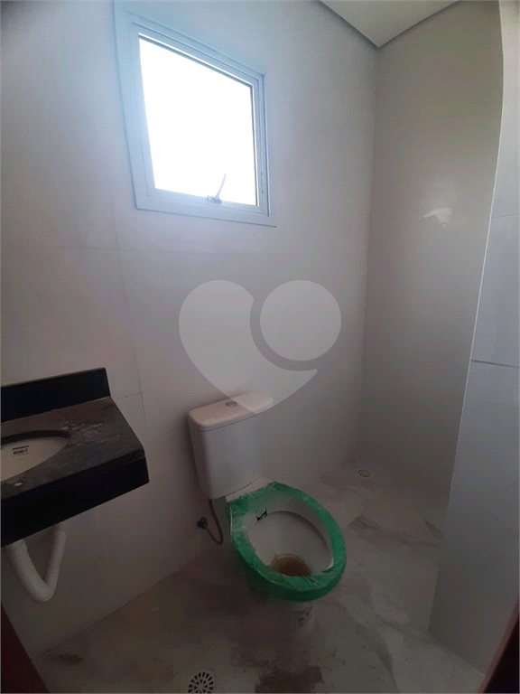 Apartamento com 50,00m2, 2 quartos, sala, varanda, cozinha, banheiros, área de serviço e 1 vaga