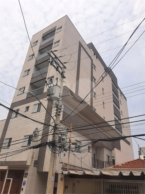 Apartamento com 54,25m2, 2 quartos, sala, varanda, cozinha, banheiro, área de serviço e 1 vaga