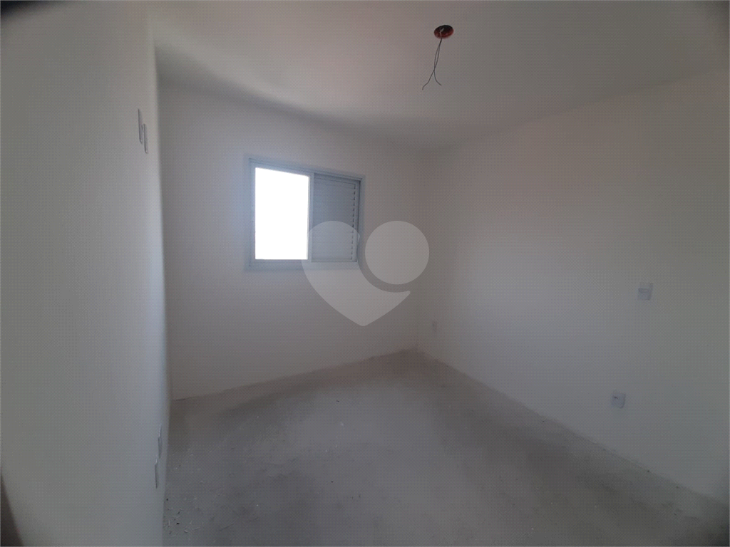 Apartamento com 54,25m2, 2 quartos, sala, varanda, cozinha, banheiro, área de serviço e 1 vaga