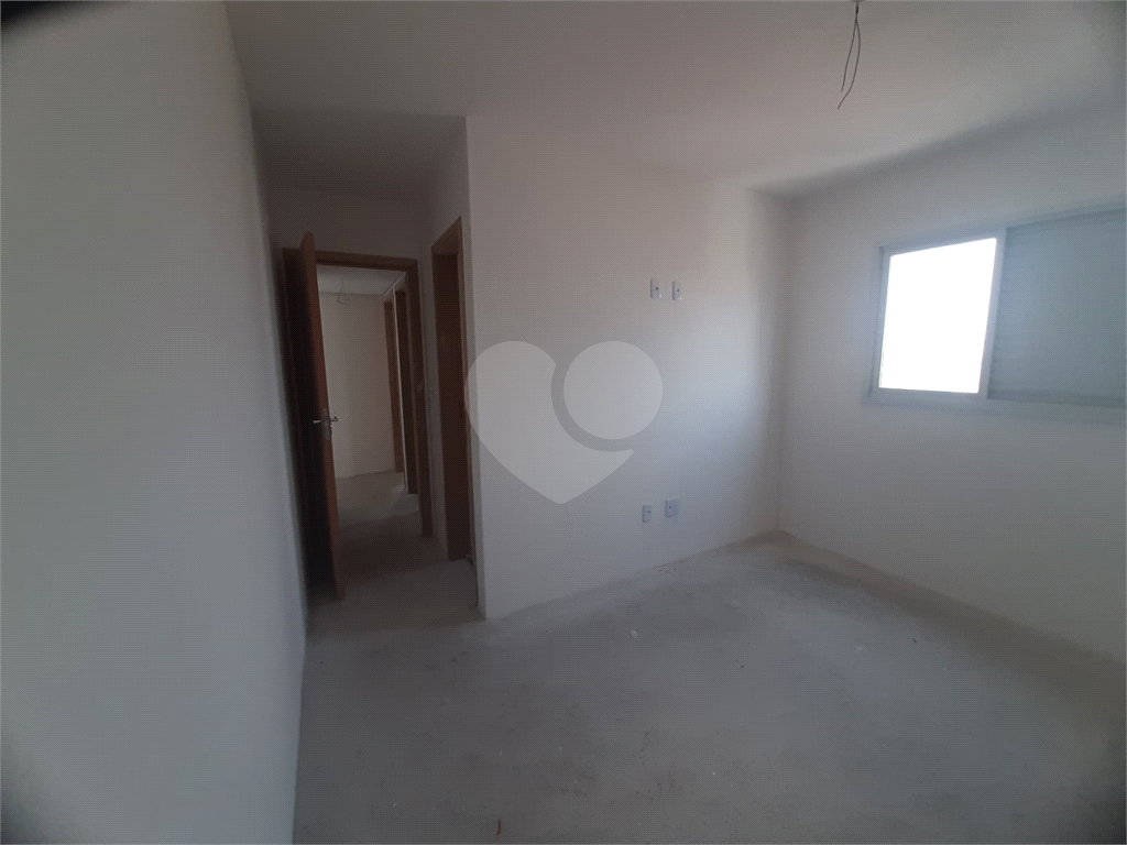 Apartamento com 54,25m2, 2 quartos, sala, varanda, cozinha, banheiro, área de serviço e 1 vaga