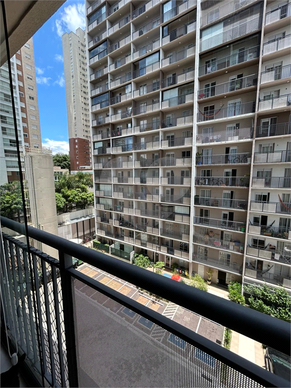 APARTAMENTO em LAPA