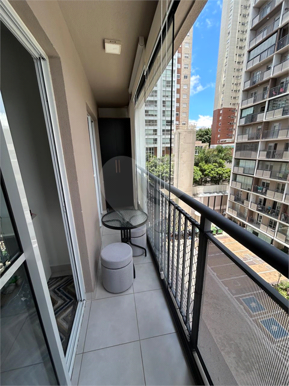 APARTAMENTO em LAPA