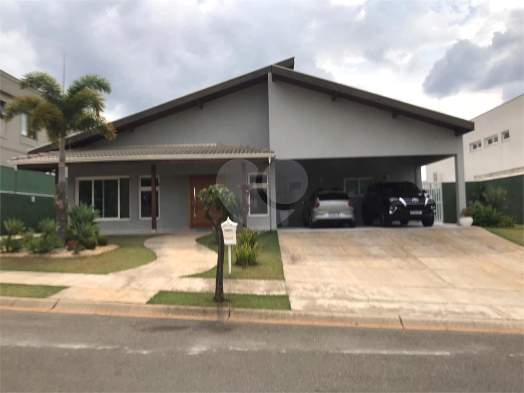 Casa de Condomínio à venda com 3 quartos, 400m² - Foto 6