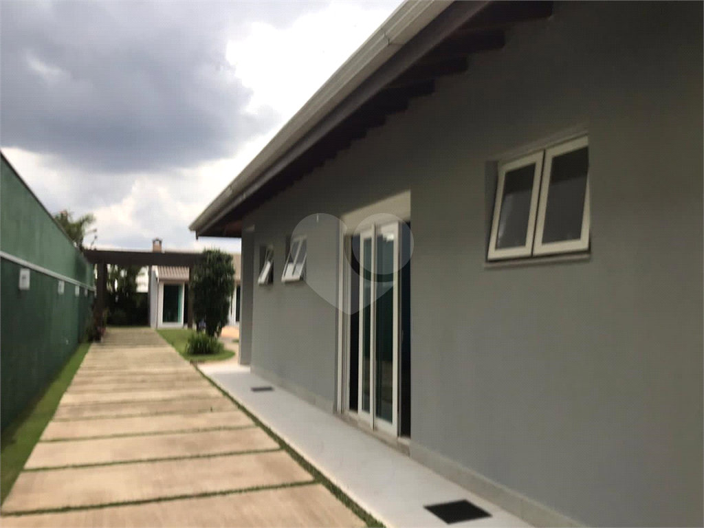 Casa de Condomínio à venda com 3 quartos, 400m² - Foto 4