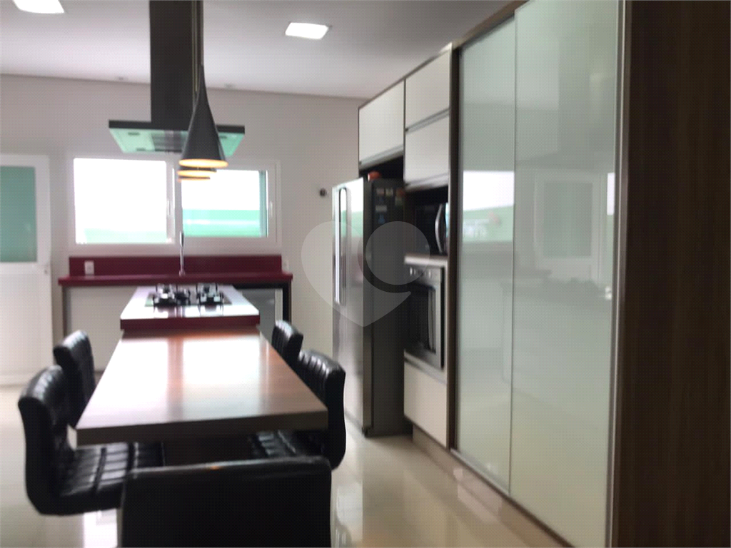 Casa de Condomínio à venda com 3 quartos, 400m² - Foto 3