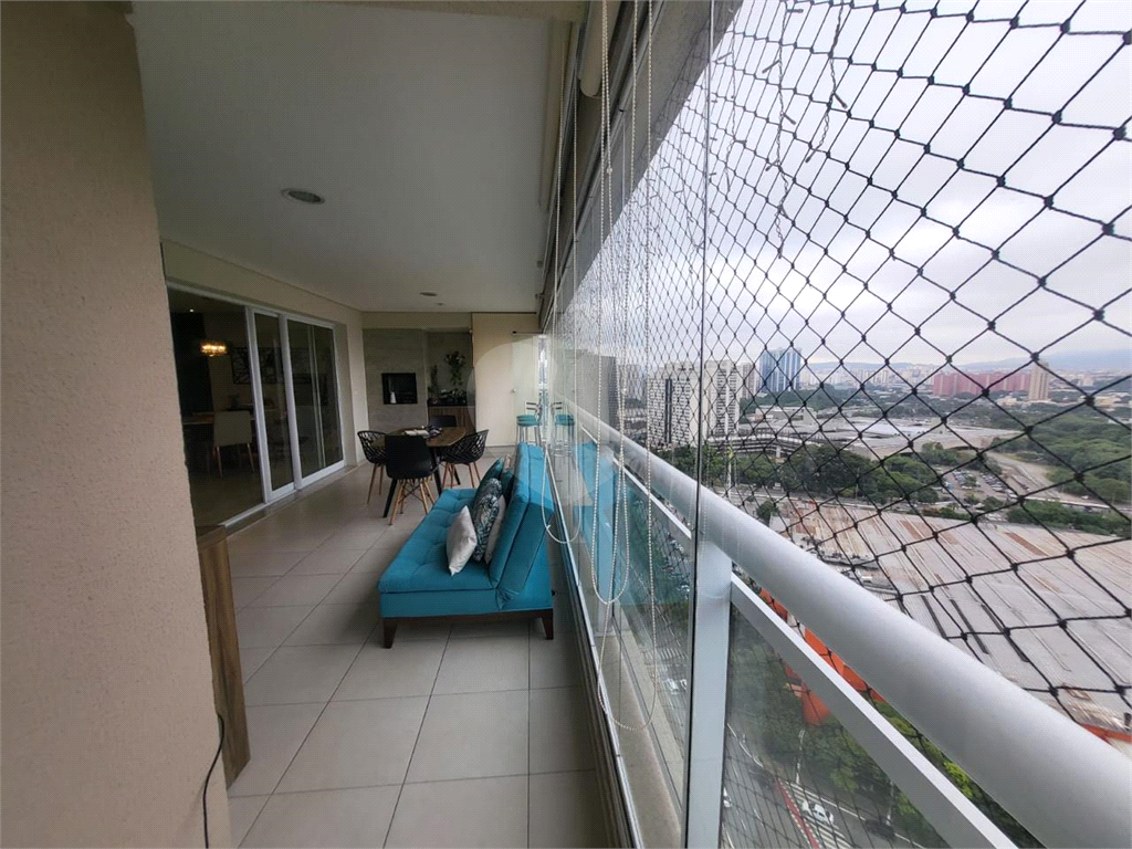 Perdizes! Apartamento 145m², andar alto, varanda, 3 suites, 3 vagas e lazer completo