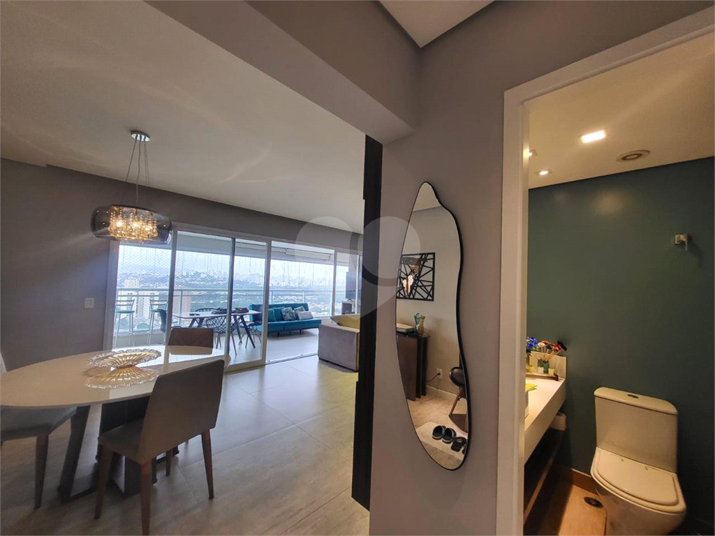 Perdizes! Apartamento 145m², andar alto, varanda, 3 suites, 3 vagas e lazer completo