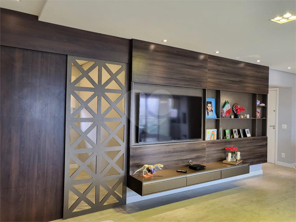 Perdizes! Apartamento 145m², andar alto, varanda, 3 suites, 3 vagas e lazer completo