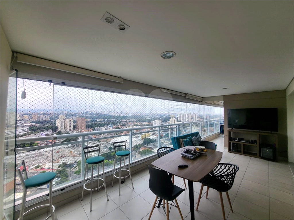 Perdizes! Apartamento 145m², andar alto, varanda, 3 suites, 3 vagas e lazer completo