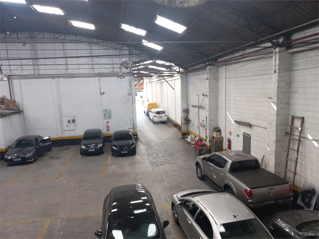  Bairro do Limão Galpão com 900 m? Próximo a Marginal Tietê e Avenida Engenheiro Caetano Álvares!! 