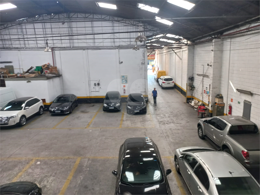  Bairro do Limão Galpão com 900 m? Próximo a Marginal Tietê e Avenida Engenheiro Caetano Álvares!! 