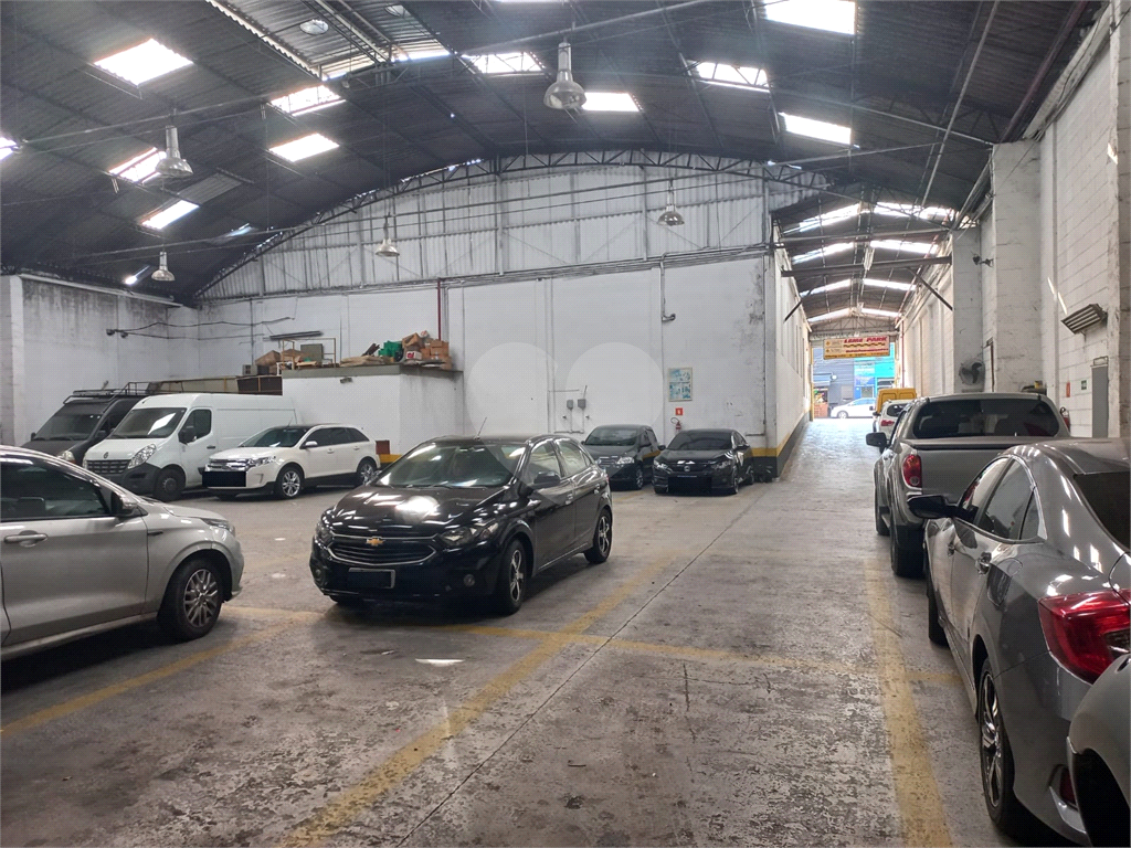  Bairro do Limão Galpão com 900 m? Próximo a Marginal Tietê e Avenida Engenheiro Caetano Álvares!! 